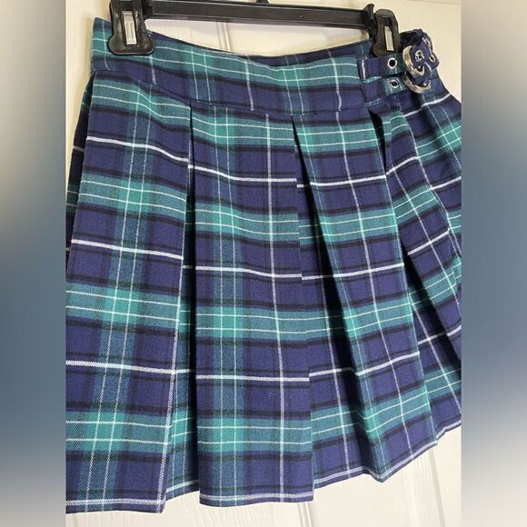 Forever 21 buckled pleated plaid skirt green and blue size M - Picture 5 of 8
